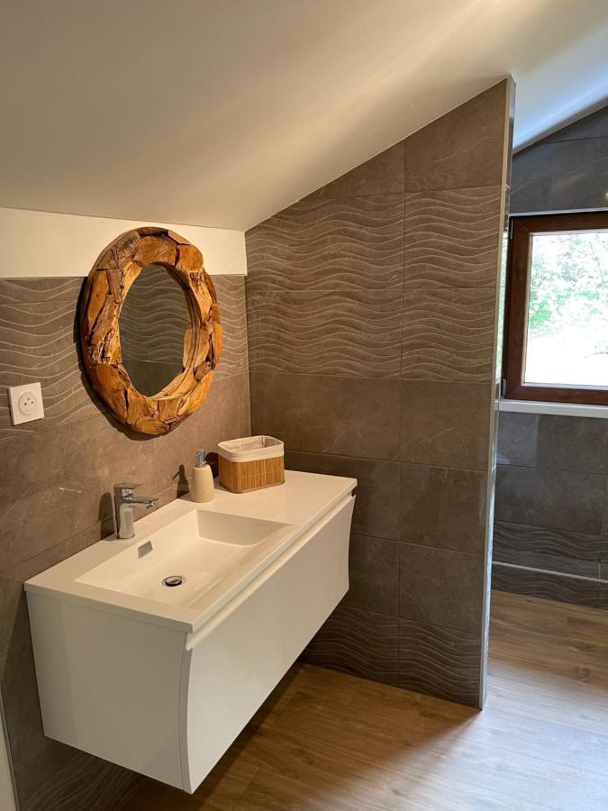 Chalet-Michel Avec Spa Montperreux エクステリア 写真